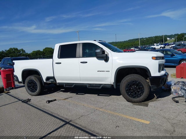 2GC4YME73R1142741 Chevrolet Silverado 2500hd 4wd Standard Bed Custom