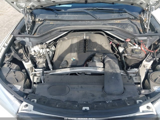 Продаж на аукціоні авто 2015 Bmw X5 Xdrive35i, vin: 5UXKR0C55F0P04918, номер лоту: 45243703