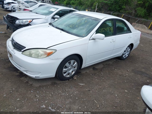 45243722 :رقم المزاد ، 4T1BE32K04U268664 vin ، 2004 Toyota Camry Le مزاد بيع