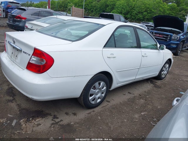 45243722 :رقم المزاد ، 4T1BE32K04U268664 vin ، 2004 Toyota Camry Le مزاد بيع