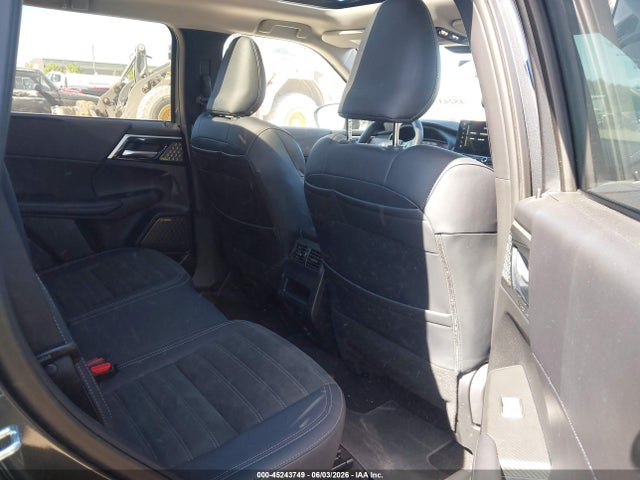 2025 Mitsubishi Outlander Se 2.5 S-awc/trail Edition S-awc მანქანა იყიდება აუქციონზე, vin: JA4J4VA8XSZ024969, აუქციონის ნომერი: 45243749