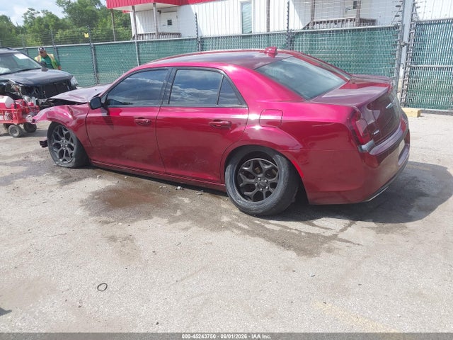 Продажа на аукционе авто 2019 Chrysler 300, vin: 2C3CCAGG0KH610772, номер лота: 45243750
