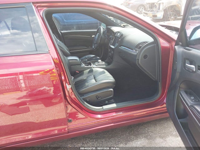Продажа на аукционе авто 2019 Chrysler 300, vin: 2C3CCAGG0KH610772, номер лота: 45243750