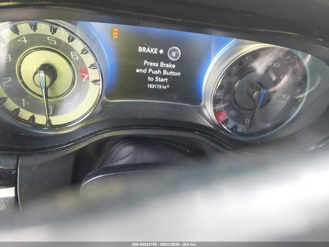 Продажа на аукционе авто 2019 Chrysler 300, vin: 2C3CCAGG0KH610772, номер лота: 45243750