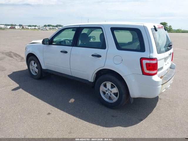 Продажа на аукционе авто 2012 Ford Escape Xls, vin: 1FMCU0C76CKA23040, номер лота: 45243763