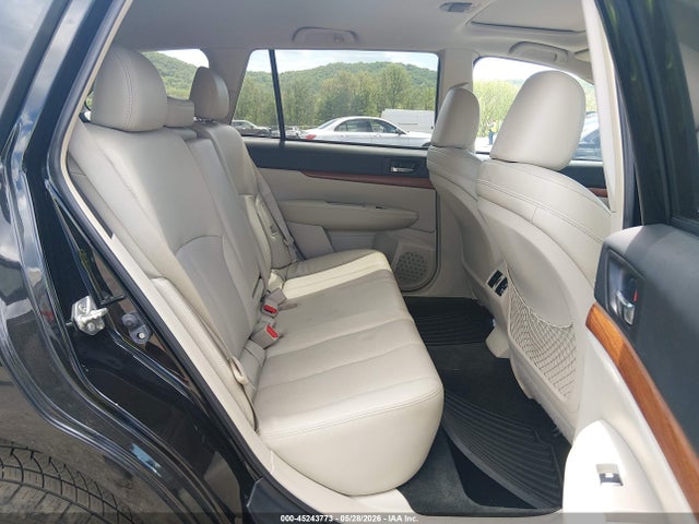 Продажа на аукционе авто 2013 Subaru Outback 2.5i Limited, vin: 4S4BRBKC9D3265033, номер лота: 45243773
