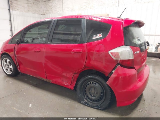 2013 Honda Fit Sport მანქანა იყიდება აუქციონზე, vin: JHMGE8H5XDC054763, აუქციონის ნომერი: 45243790
