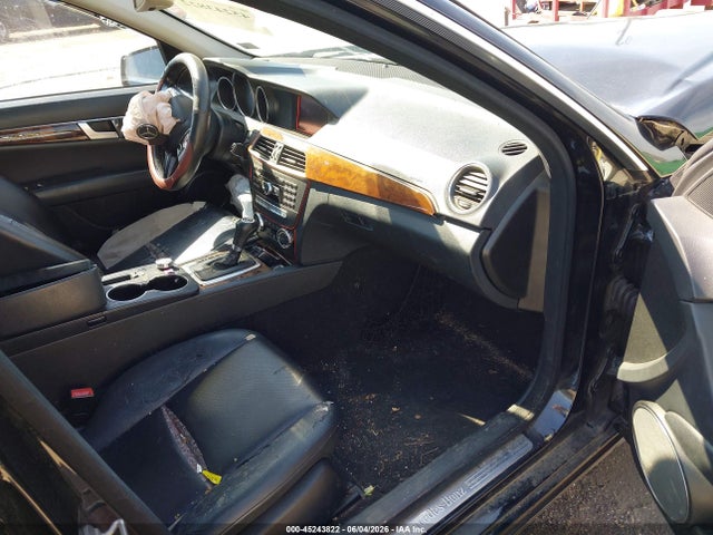 Aukcja sprzedaży 2012 Mercedes-benz C 300 Luxury 4matic, vin: WDDGF8BB2CR226945, numer aukcji: 45243822