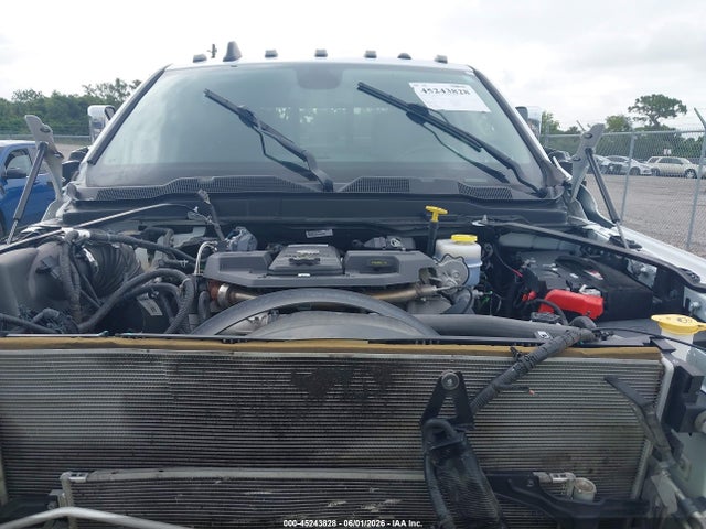45243828 :رقم المزاد ، 3C63RRJL5NG135565 vin ، 2022 Ram 3500 Laramie  4x4 8' Box مزاد بيع