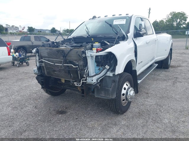 45243828 :رقم المزاد ، 3C63RRJL5NG135565 vin ، 2022 Ram 3500 Laramie  4x4 8' Box مزاد بيع