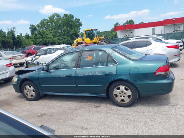 Продажа на аукционе авто 2002 Honda Accord 3.0 Ex, vin: 1HGCG16552A022527, номер лота: 45243844