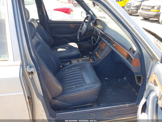 Продаж на аукціоні авто 1988 Mercedes-benz 560 Sel, vin: WDBCA39D2JA398744, номер лоту: 45243850