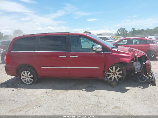2011 Chrysler Town & Country Touring-l მანქანა იყიდება აუქციონზე, vin: 2A4RR8DG9BR713856, აუქციონის ნომერი: 45243886