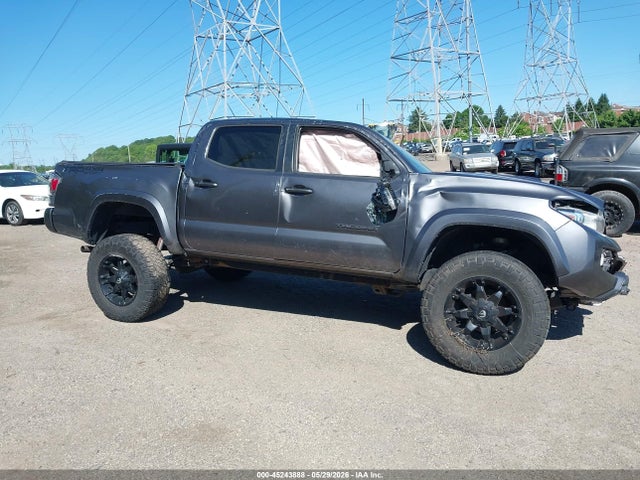 5TFCZ5ANXLX227525 Toyota Tacoma Trd Sport