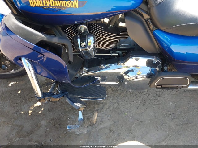 Harley-Davidson Flhtk Ultra Limited 2017 1HD1KED12HB631345 Image 9