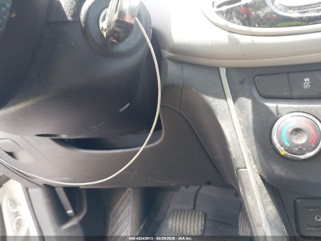 Chevrolet TRAX LS 2018 3GNCJNSB7JL240440 Image 11