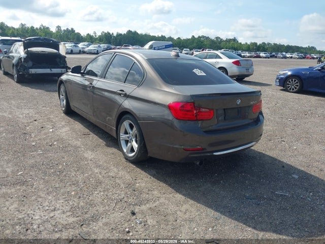 2015 Bmw 320i მანქანა იყიდება აუქციონზე, vin: WBA3B1G53FNT02406, აუქციონის ნომერი: 45243933