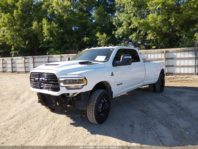 2024 Ram 3500 Laramie  4x4 8' Box მანქანა იყიდება აუქციონზე, vin: 3C63RRJL6RG377402, აუქციონის ნომერი: 45243956