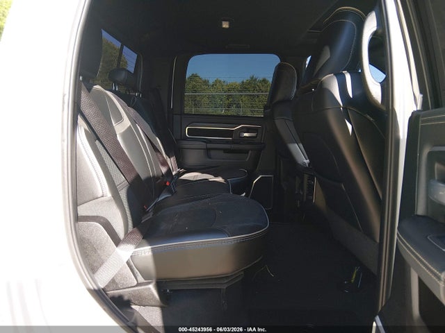 2024 Ram 3500 Laramie  4x4 8' Box მანქანა იყიდება აუქციონზე, vin: 3C63RRJL6RG377402, აუქციონის ნომერი: 45243956