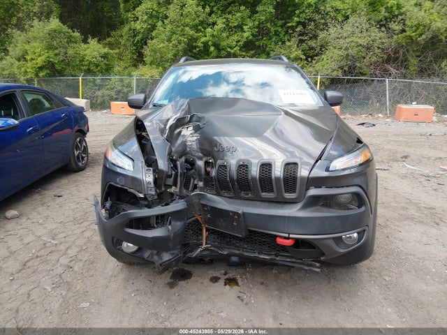 2014 Jeep Cherokee Trailhawk მანქანა იყიდება აუქციონზე, vin: 1C4PJMBB1EW180062, აუქციონის ნომერი: 45243985