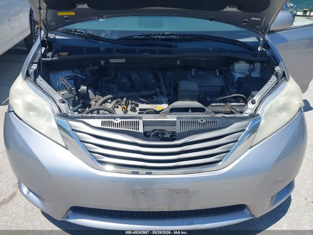 2012 Toyota Sienna Xle V6 8 Passenger მანქანა იყიდება აუქციონზე, vin: 5TDYK3DCXCS225871, აუქციონის ნომერი: 45243987