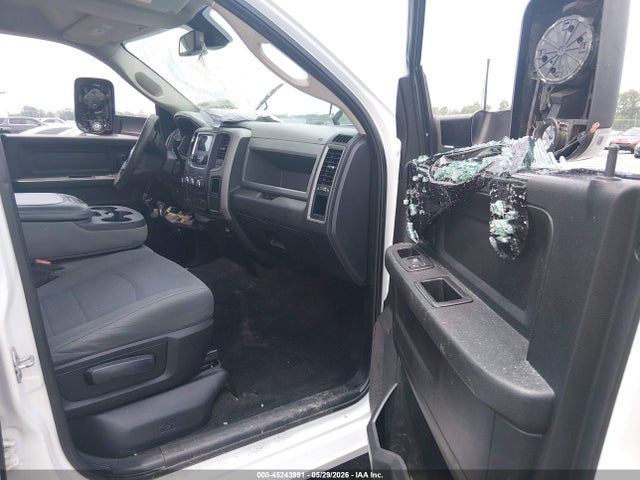 Aukcja sprzedaży 2017 Ram 2500 Tradesman  4x4 6'4 Box, vin: 3C6UR5CJ8HG733887, numer aukcji: 45243991