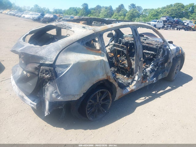 45243998 :رقم المزاد ، 7SAYGDEEXSF306995 vin ، 2025 Tesla Model Y Long Range Dual Motor All-wheel Drive مزاد بيع