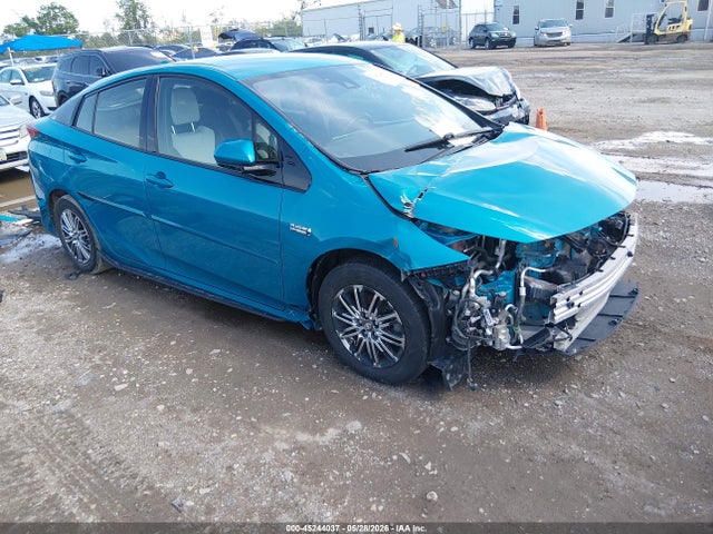 Auction sale of the 2018 Toyota Prius Prime Premium, vin: JTDKARFP8J3073731, lot number: 45244037