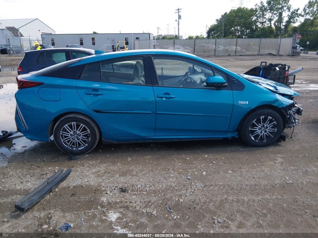 Продаж на аукціоні авто 2018 Toyota Prius Prime Premium, vin: JTDKARFP8J3073731, номер лоту: 45244037