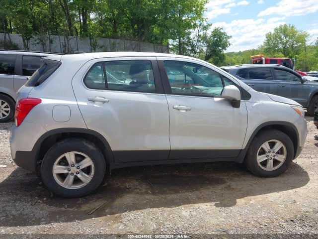 45244062 :رقم المزاد ، KL7CJNSB7JB625052 vin ، 2018 Chevrolet Trax Ls مزاد بيع