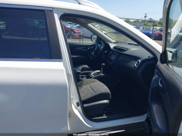 2016 Nissan Rogue Sv მანქანა იყიდება აუქციონზე, vin: KNMAT2MV3GP728524, აუქციონის ნომერი: 45244082