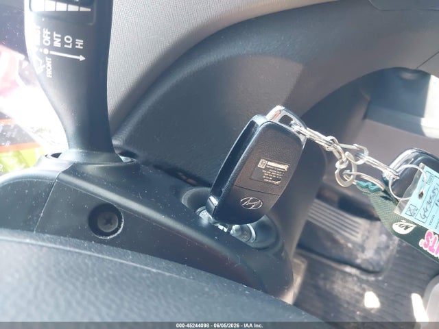 45244098 :رقم المزاد ، 5XYZUDLBXGG305851 vin ، 2016 Hyundai Santa Fe Sport 2.4l مزاد بيع