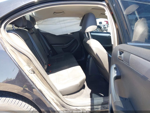 3VWDB7AJ3HM252293 Volkswagen Jetta 1.4t Se