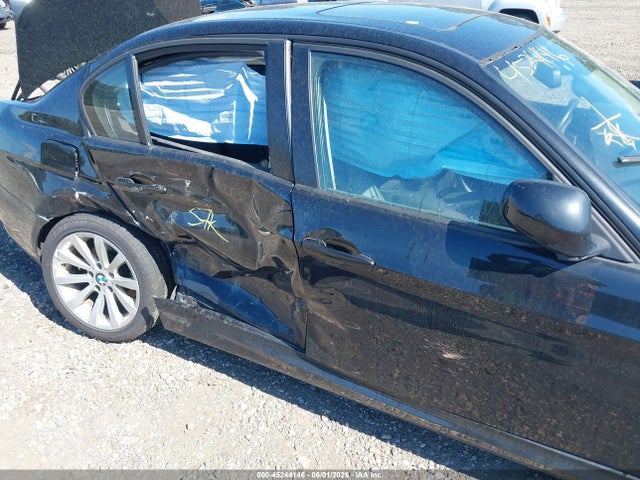 2011 Bmw 328i Xdrive მანქანა იყიდება აუქციონზე, vin: WBAPK7C58BA971136, აუქციონის ნომერი: 45244146
