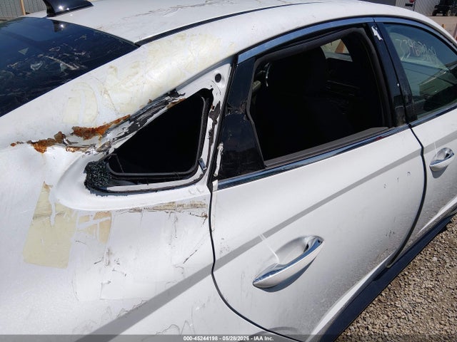 Продажа на аукционе авто 2021 Hyundai Sonata Sel Plus, vin: 5NPEJ4J2XMH113716, номер лота: 45244198