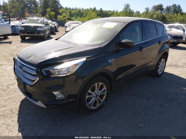 Ford ESCAPE SE 2017 1FMCU9GD0HUB64251 Image 2