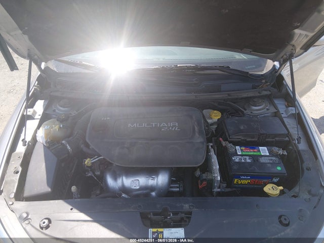Продаж на аукціоні авто 2015 Chrysler 200 Limited, vin: 1C3CCCAB5FN591688, номер лоту: 45244251