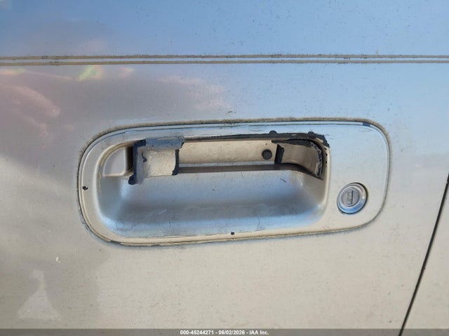 45244271 :رقم المزاد ، 4T1BF12K2TU114697 vin ، 1996 Toyota Camry Le/xle/se مزاد بيع
