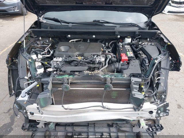 2T3F1RFV5NW278250 Toyota RAV4 LE
