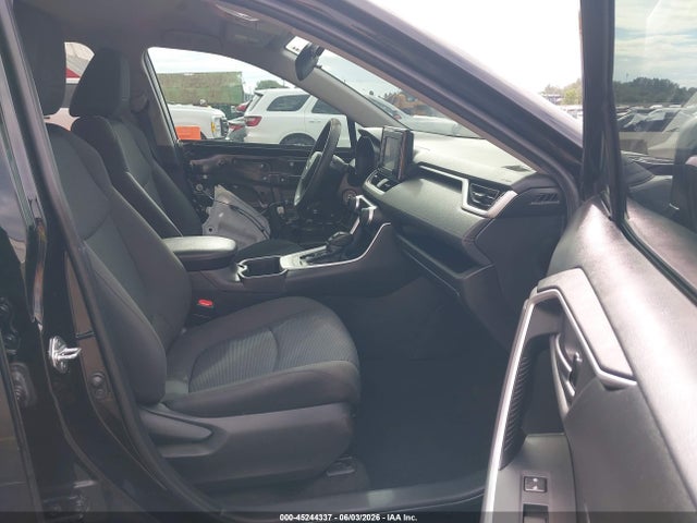 2T3F1RFV5NW278250 Toyota RAV4 LE