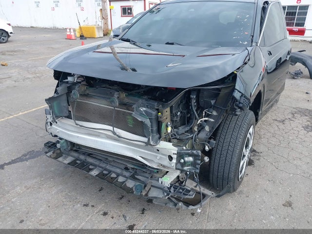 2T3F1RFV5NW278250 Toyota RAV4 LE