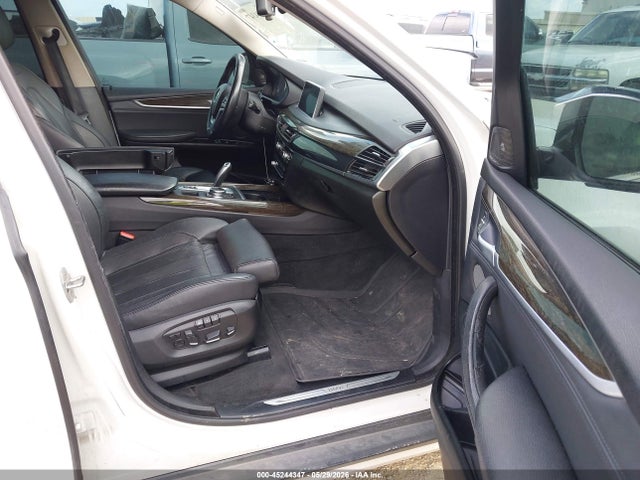 Продажа на аукционе авто 2015 Bmw X5 Xdrive35i, vin: 5UXKR0C59F0P12889, номер лота: 45244347