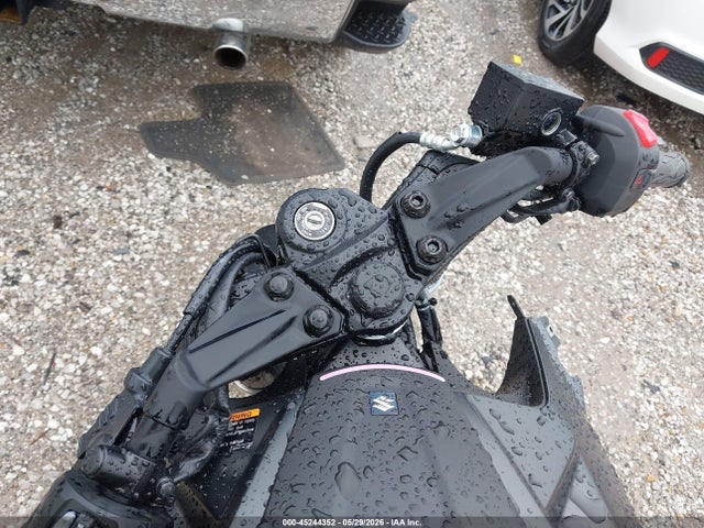 Suzuki Gsx800 F 2025 JS1EM13B0S7100133 Image 7
