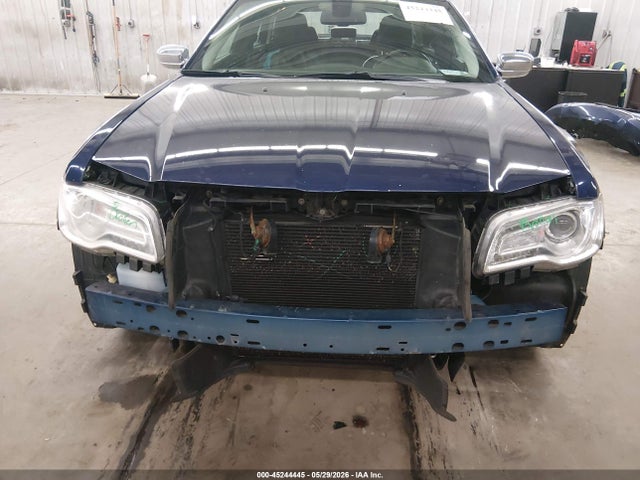 2016 Chrysler 300c Awd მანქანა იყიდება აუქციონზე, vin: 2C3CCAKG9GH282735, აუქციონის ნომერი: 45244445