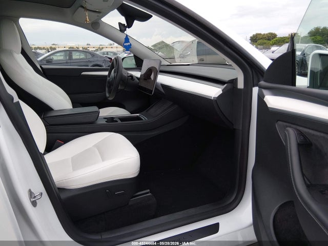 Tesla Model Y Rwd 2023 7SAYGDEDXPF922789 Image 5