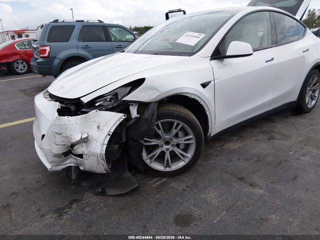 Tesla Model Y Rwd 2023 7SAYGDEDXPF922789 Image 6