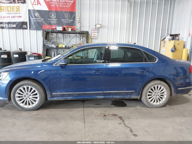 1VWBT7A34HC002696 Volkswagen Passat 1.8t Se