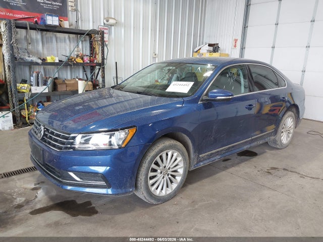 1VWBT7A34HC002696 Volkswagen Passat 1.8t Se