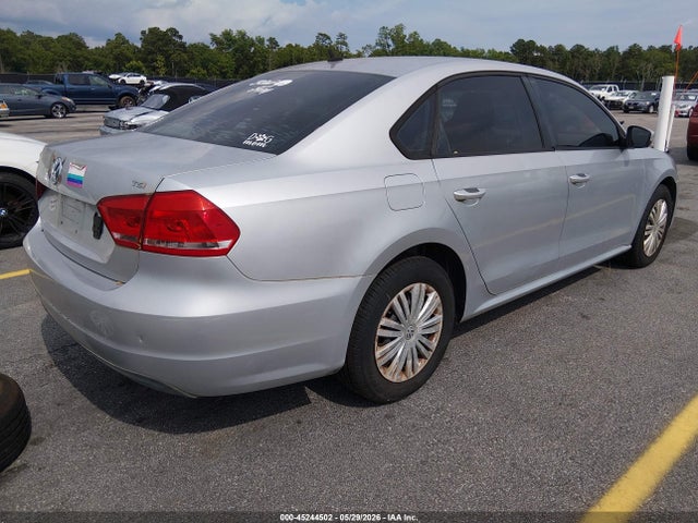 Продаж на аукціоні авто 2015 Volkswagen Passat 1.8t S, vin: 1VWAS7A38FC017231, номер лоту: 45244502