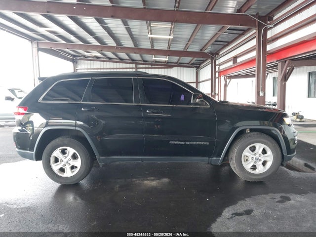 1C4RJEAG9HC723627 Jeep Grand Cherokee Laredo 4x2
